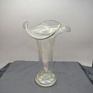 iridescent vase Clear Hand Blown Glass Hand Thrown. Pre Owned 6"